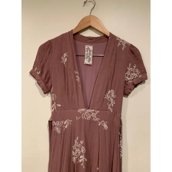 Sadie & Sage Womens Maxi Dress Small Mauve Cottagecore Floral Embroidered V-Neck - Picture 7 of 10